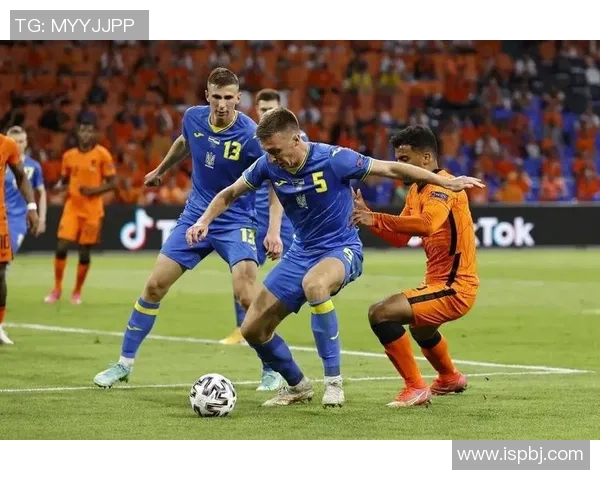 英格兰小组赛全胜夺冠乌克兰险胜晋级展现实力